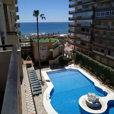 Ronda 4 - Boliches דירה פואנגירולה